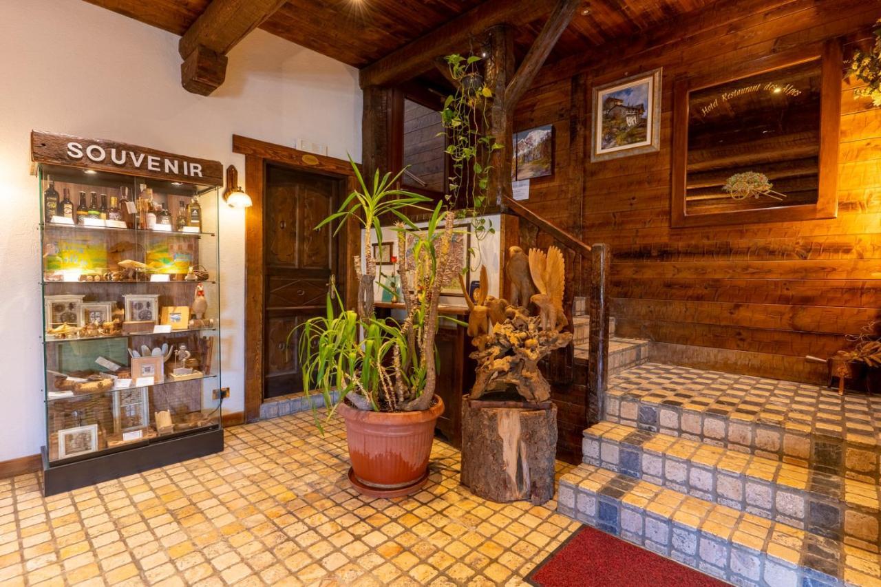 Hotel Des Alpes Saint-Rhemy-En-Bosses Eksteriør billede